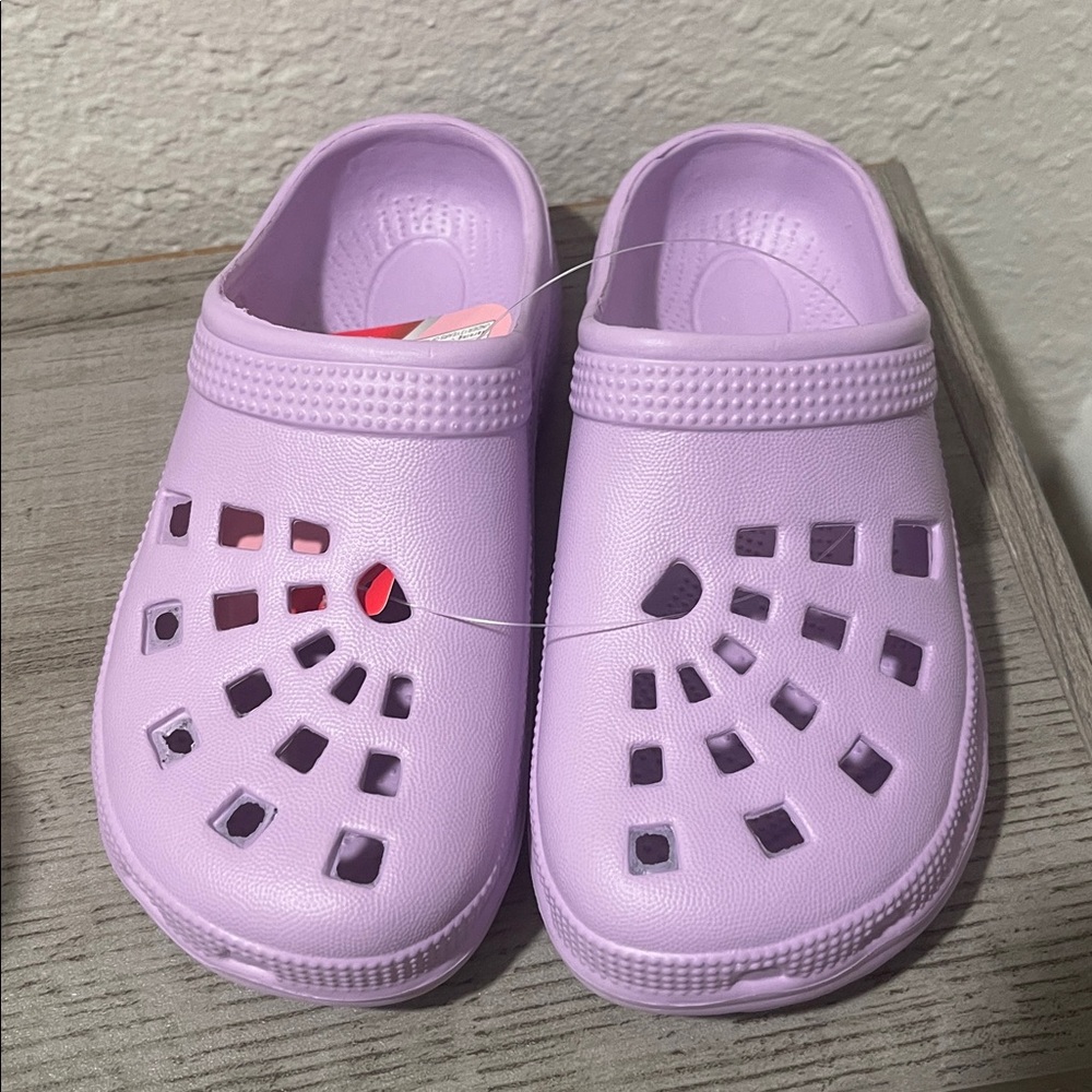 Girls slippers lilac - croc like child shoes purple slippers, girls purple shoes